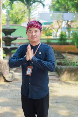 Kepala Sekolah NGABDI, S.Pd., M.Pd.